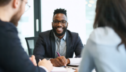 découvrez des stratégies efficaces pour augmenter votre tjm en freelance et booster votre salaire net tout en valorisant votre expertise.